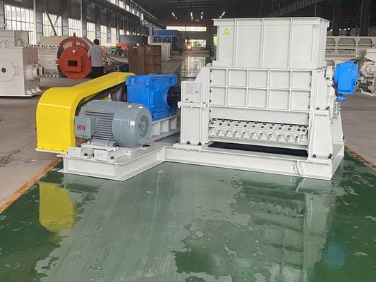 Máy nghiền cuộn có răng kép 30-70m3 / H Động cơ AC Máy chế biến nguyên liệu thô