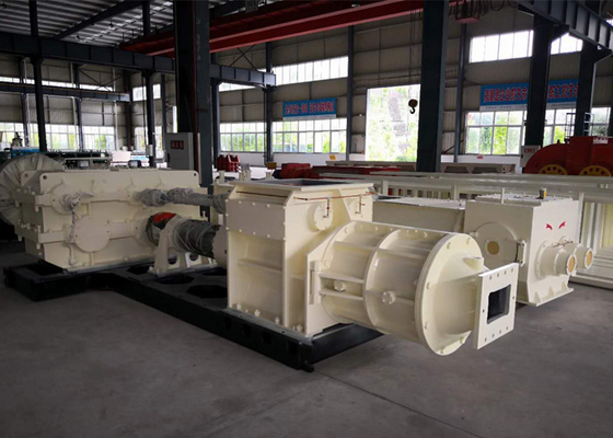 Máy làm gạch hoàn toàn tự động Máy đùn chân không Máy làm gạch tro bay