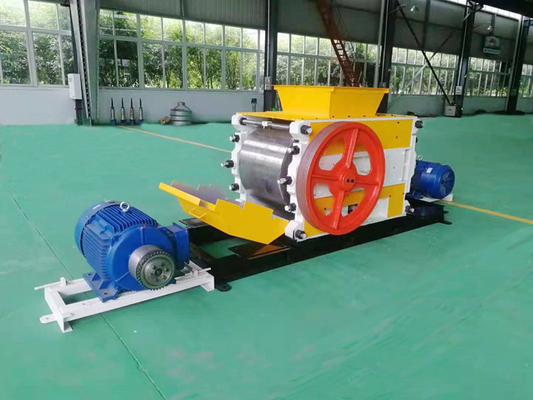 Máy nghiền con lăn tốc độ cao hai răng Thép Mangan Đường kính đầu vào 20mm