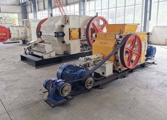 Máy nghiền con lăn tốc độ cao hai răng Thép Mangan Đường kính đầu vào 20mm