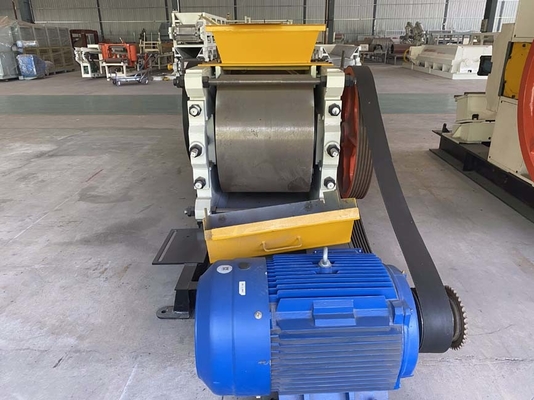 Dây chuyền sản xuất gạch đất sét GS1412 Máy nghiền con lăn Thiết bị xử lý nguyên liệu thô