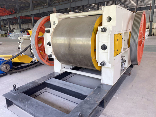 Thiết bị nghiền máy nghiền con lăn trong dây chuyền sản xuất đất sét