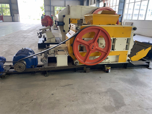 BBT GS1412 Thiết bị xử lý nguyên liệu thô Máy nghiền con lăn mịn