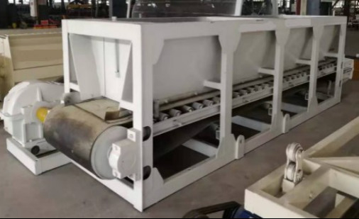 Máy cấp tấm gạch đất sét Công suất 40-50m3 / H để vận chuyển nguyên liệu thô