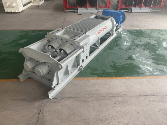 Máy trộn trục đôi có cánh khuấy ngang 220V / 380V được tùy chỉnh cho nguyên liệu thô