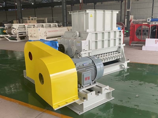 Máy nghiền cuộn có răng kép 30-70m3 / H Động cơ AC Máy chế biến nguyên liệu thô