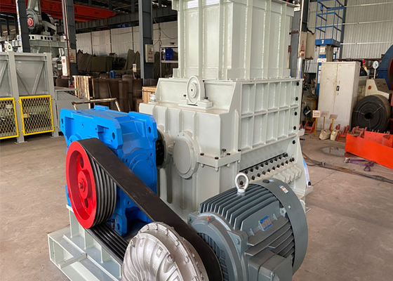Máy nghiền cuộn có răng kép động cơ AC để chế biến nguyên liệu thô