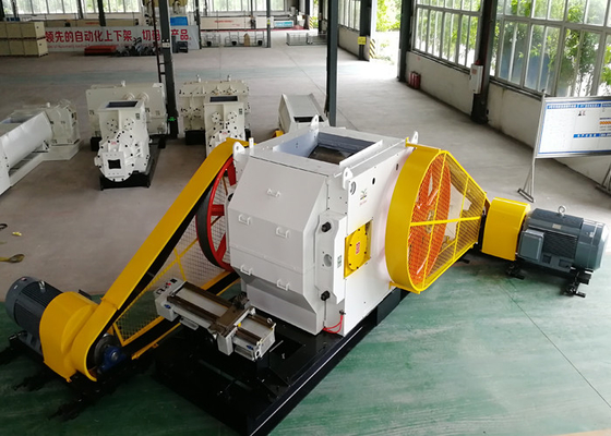 Máy nghiền gạch đất sét tốc độ cao cho dây chuyền sản xuất hoàn toàn tự động