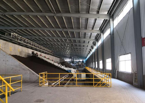 Dây chuyền sản xuất gạch đất sét nhiều thùng tự động Phòng lưu trữ nguyên liệu thô Phòng lão hóa
