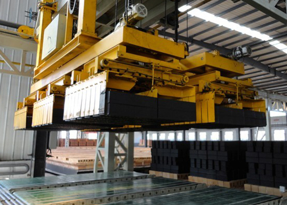 Máy xếp gạch đất sét hoàn toàn tự động cho khối rỗng công suất khác nhau