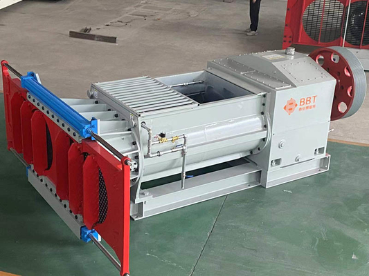 Máy làm gạch đỏ công nghiệp Máy trộn lưới phía trước Công suất 90-130 T / H