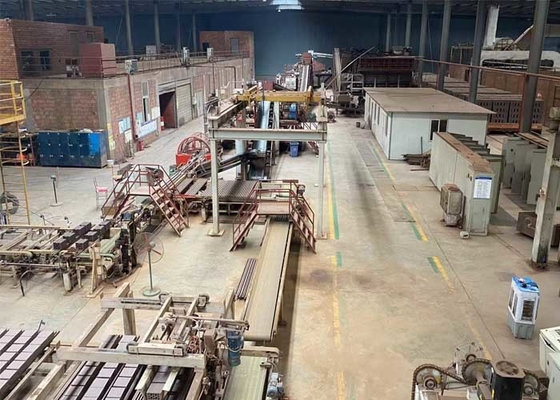 Dây chuyền sản xuất tự động lò nung để tạo khối rỗng bằng đất sét