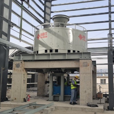 Hiệu suất mài hiệu quả Máy mài ẩm ướt với chiều rộng bánh mài 700mm