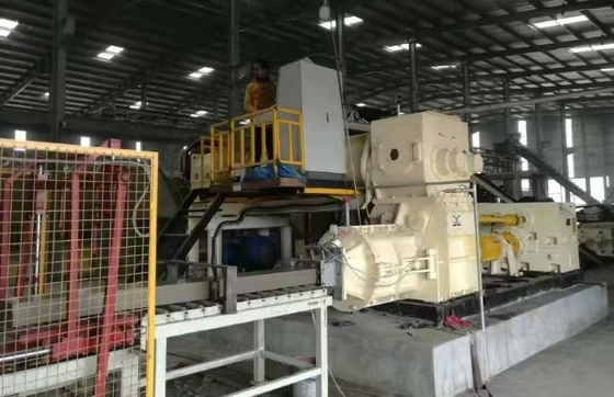 Cấu trúc đơn giản và dễ vận hành Máy làm gạch đất sét