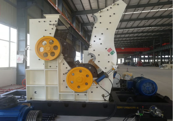 Tiết kiệm năng lượng Máy nghiền búa hai động cơ tự động 90-120 t / h Máy nghiền búa hai rotor để nghiền đất sét và đá