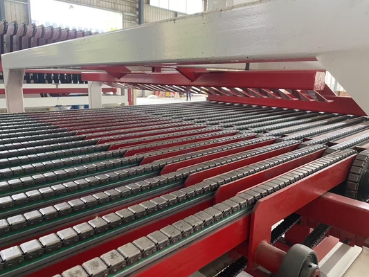 Dự án chế tạo gạch đất sét gạch đất sét khối hệ thống Marshalling với 5.5kw động cơ sức mạnh 4900 * 2300 * 1200mm