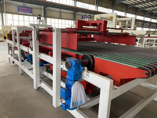 Đồ gạch đất sét khối hệ thống Marshalling cho xe ô tô Đồ gạch đất sét làm dự án 4900 * 2300 * 1200mm sản xuất